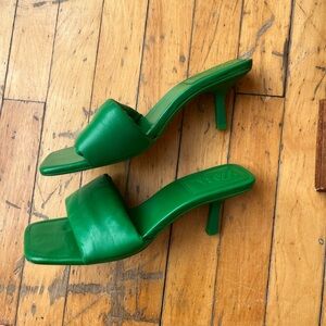 Zara puffy green mules